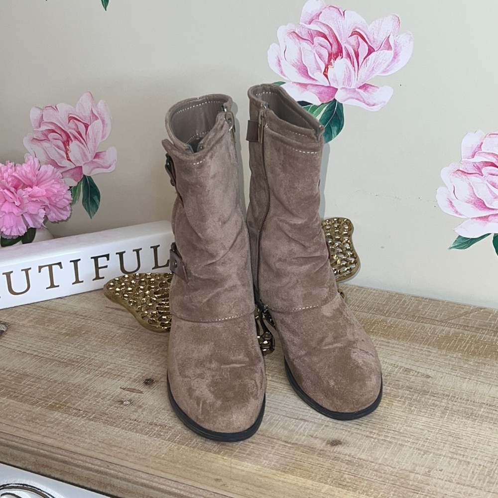 Pierre Dumas Boots for Girls.  #19